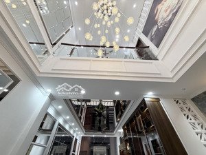 bán nhà phố ngọc khánh ba đình 53m2 6 tầng 4.6m mt giá 18.5 tỷ