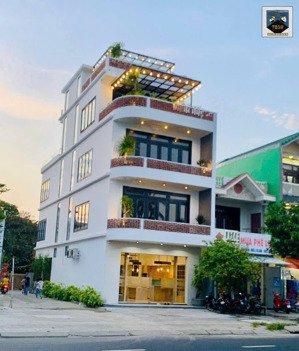 bán biệt thự 5 tầng góc 3 mặt tiền view trực diện biển mỹ khê, đà nẵng