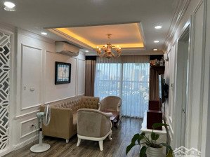 bán căn 2 ngủ 2wc 70m2 bc đông nam hn center point. nhà đẹp, full nt, tầng trung, sổ đỏ. giá 7 tỷ