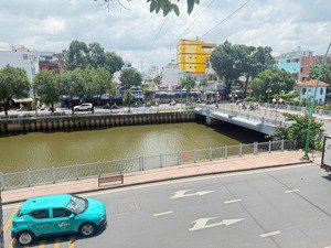 bán nhà quận 3 mặt tiền hoàng sa gần cầu lê văn sỹ 3 tầng btct