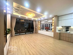 siêu phẩm mặt phố đê la thành, lô góc 2 mặt tiền, gần ngã 6 ô chợ dừa, gara ôtô, vừa ở kinh doanh