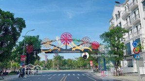 hot nhất- cho thuê nhà phố trục d2a trục đường chính sầm uất nhất vinhomes grand park