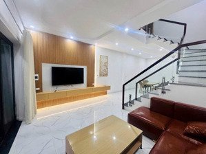 bán nhà phố ngọc hà, nhà đẹp ở ngay, diện tích rộng, không lỗi phong thủy, 60m2 chỉ 8.x tỷ