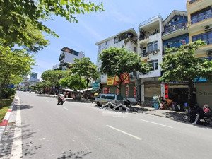 bán nhà mặt phố nguyễn phong sắc, cầu giấy. 62m2/mt 4.9m - vỉa hè rộng giá chào 36.5 tỷ