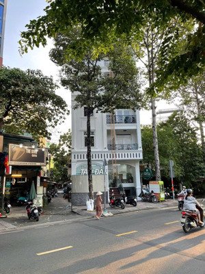 thông tin chuẩn 100% - 2 mặt tiền hoàng sa quận 3 - 9x14.6m - 5 tầng+tm - hđt: 115tr - giá 28.3 tỷ