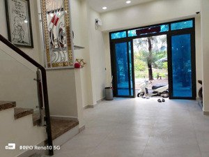 siêu phẩm view sông mặt tiền đường số công viên riêng, giá chỉ 13.5 tỷ