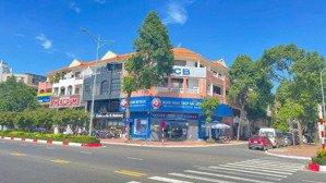cho thuê tòa nhà mặt tiền đường nguyễn thái học, vũng tàu. vị trí trung tâm văn phòng ngân hàng