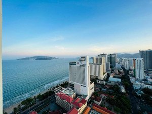2 phòng ngủ gold coast, view biển giá 5,5 tỷ
