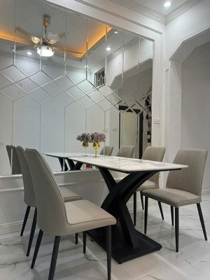 cần bán gấp nhà riêng tại mỹ đình 1, 8,15 tỷ, 36m2, hàng hiếm giá cực chất