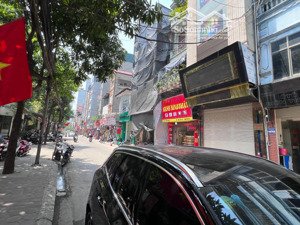 mỹ đình cc mini 5 tầng 9phòng đang cho thuê, ngay trục chính