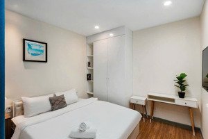 giá siêu tốt cần cho thuê nhiều chcc tại the gold view,1pn-3pn.lh em: vy