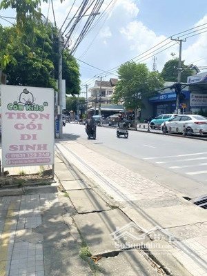 sang mặt bằng nguyễn ái quốc sầm uất, đối diện cây xăng số 6