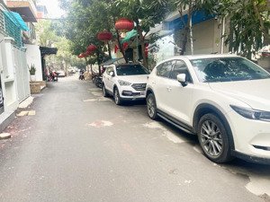 bán nhà mạc thái tổ - 105m x 6 tầng - trung tâm cầu giấy - phân lô ô tô tránh - giá chỉ 300tr/m2