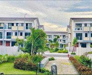 duy nhất căn bt sapphire gem thủy nguyên cuối cùng nhận nhà ở ngay ck ngay 500tr. 