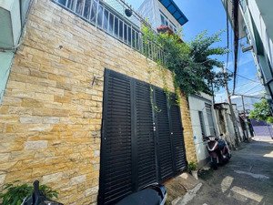 bán nhà tô ngọc vân - linh đông - 50m2 - nhà 2 tầng - ngang 5.6m - hẻm thông - gần phạm văn đồng