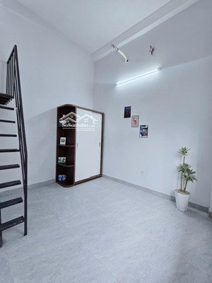 phòng đầy đủ nội thất ngay cd vinatex, phạm văn đồng, đường 36, linh đông