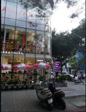 cho thuê nhà mặt phố trần phú, điện biên phủ mặt tiền 25m lô góc, diện tích 250m2, 2 tầng hàng hiếm