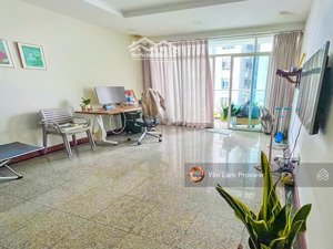 bán căn hộ tại hoàng anh riverview thảo điền gồm 3 phòng ngủ tầng thấp diện tích 138m2