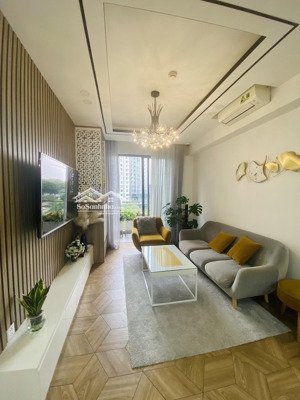 hạ giá bán nhanh căn emerald 63m2 - 2pn-1wc giá 4 tỷ, nhà full nt đẹp. lh: 