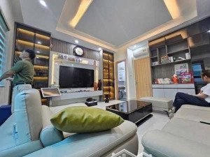 hoa hậu phân lô ngõ 33 tân ấp, ba đình, gara ô tô, thang máy, 37mx5 tầng, 9.6 tỷ