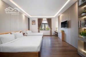 bán khách sạn 3 sao ngay biển phạm văn đồng, 150 tr/tháng, dt 200m2 (10x20)m, giá 42 tỷ tl