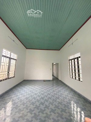 bán đất có nhà mặt đường nhựa xã hoà phú - bmt