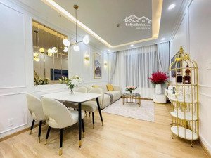 bán căn hộ emerald view công viên , 2pn2wc ,71m2 , full nội thất , giá 4ty400tr
