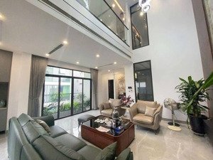 phố phùng hưng, kdt xa la, hà đông, 8 tầng full mặt kính, thông sàn, dt70m giá 19 tỷ