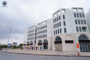 mua bán, cho thuê tại the centric điểm đến mới của thương hiệu lớn, dòng tiền khủng cho chủ nhà