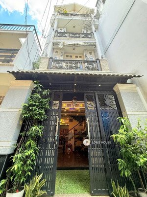 nhà 4 tầng, 52m2, 4pn, gần mặt tiền ngay nguyễn đình chính - trần hữu trang