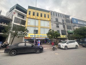 cho thuê văn phòng ngọc hồi cách bv nông nghiệp 200m, cạnh điện máy xanh ngọc hồi, đường 50m