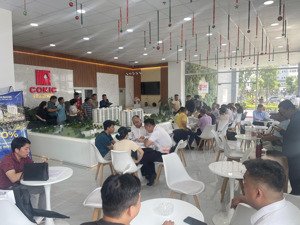 lượng khách hàng đến với conic rất đông, căn hộ cực hot, nhận nhà ở ngay-sổ hồng trao tay