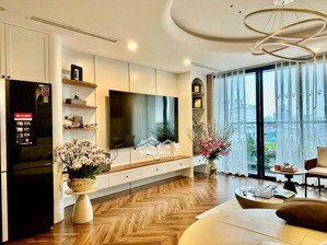 cần bán nhanh ch 3n full nội thất cao cấp - ban công đông nam giá ưu đãi tại center point 110 cg