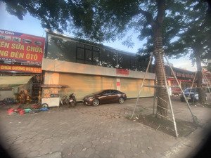 cho thuê nhà cầu diễn , 470m2 , mt 17m, giá thuê 130 triệu / tháng, mọi mô hình kinh doanh