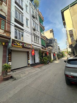 bán nhà mặt phố đa sỹ kinh doanh tốt vỉa hè rộng dòng tiền đều đặn 40m2 giá chỉ 12.9 tỷ