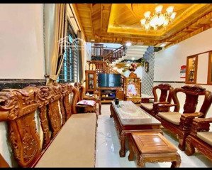 bán nhà full nội thất gỗ sát chợ hoà khánh - liên chiểu