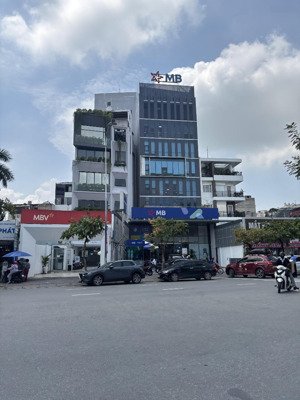 bán nhà mặt tiền nguyễn thị thập, quận 7 - dt 6x30m - xd hầm 7 tầng - giá 33tỷ