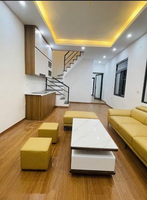 nhà tập thể đhsp trần quốc hoàn - penthouse 120m2x 3pn - lô góc - 2 mặt ngõ trước sau - chỉ 4,15 tỷ