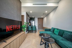 cắt lỗ, bán gấp căn góc 2 phòng ngủ lumiere riverside full nt view sịn, 9.4 tỷ lh 