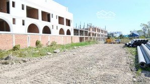 hơn 6 tỷ có ngay nhà phố vừa ở vừa cho thuê. mỹ gia gói 6.nha trang. ngân 