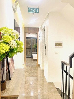 toà nhà 8 tầng có hầm nguyễn hoàng dòng tiền ổn định 120tr/tháng diện tích: 70m2