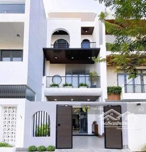 tin thật 100%. mặt tiền nhánh bùi tá hán phường an phú. nhà đẹp 3tầng. 6x20m cn: 120m. giá 29,5 tỷ