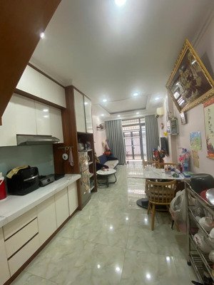 nhà siêu rộng ngay ngã tư ga tl19, 4,5x14m, 3pn, đường 6m