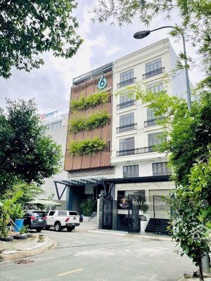 bán khách sạn góc 2 mặt tiền nguyễn đình chiểu. 18x20m (360m2), 36 phòng. 99 tỷ - hđt: 550tr/tháng