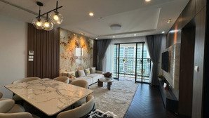 cực hot !!! chính chủ bán căn hộ 2 ngủ 2 vệ sinh view hồ tây d''le roi soleil giá chỉ nhỉnh 10 đồng