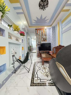 nhà đẹp kế khu nam long - 4x17- 4 tầng- cn 60.8m2 - căn góc thoáng mát- chỉ 5.4t còn tl - xem ngay