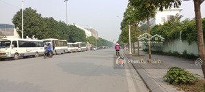 hiếm! bán nhanh lô đất gia thượng, 50m2, mt 13m, lô góc, 2 thoáng vĩnh viễn, ôtô tránh, kinh doanh