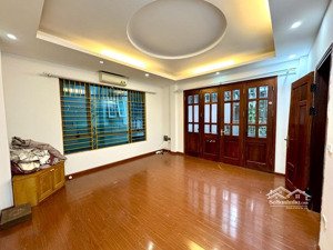 nhà phân lô 2 mặt tiền thoáng đãng gần mặt phố vương thừa vũ để ở hoặc kinh doanh 40m2