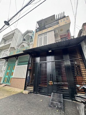 chỉ 2,9 tỷ sở hữu ngay nhà 3 tầng dt 50m2 hẻm xe hơi - đ.8 linh xuân -đang cho thuê thu nhập cao