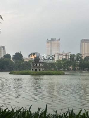 mặt phố hàng nón , kinh doanh sầm uất , 34m , 4t, 2 ngủ , 35 tỷ .